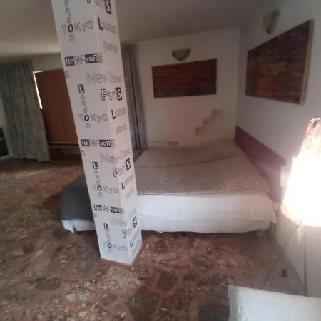 за гости алба Kazanlŭk