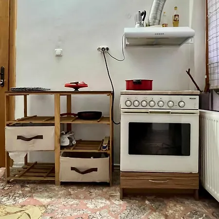 за гости алба 3*