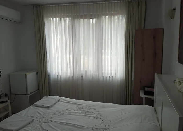 за гости алба Casa de hóspedes Kazanlŭk